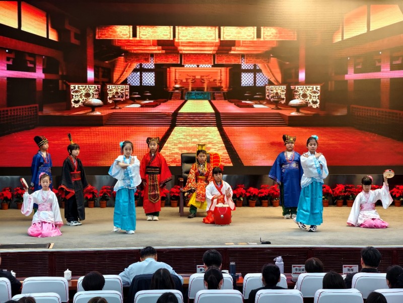 学科阅读之花在这所农村中心小学绽放——记中国教育学会开题会暨通州区支持农村小学阅读项目成果交流会